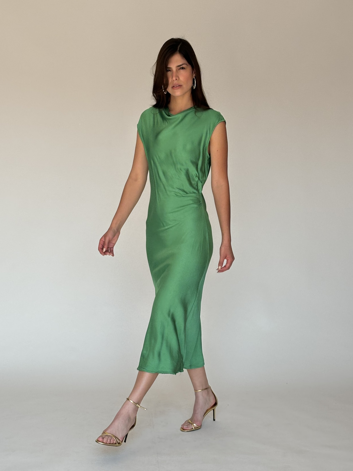VESTIDO VERDE