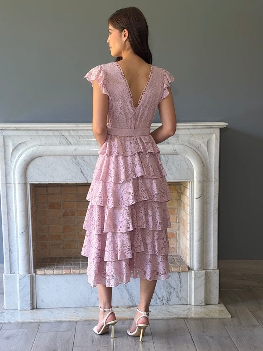 VESTIDO DE ENCAJE CON CINTO D6016