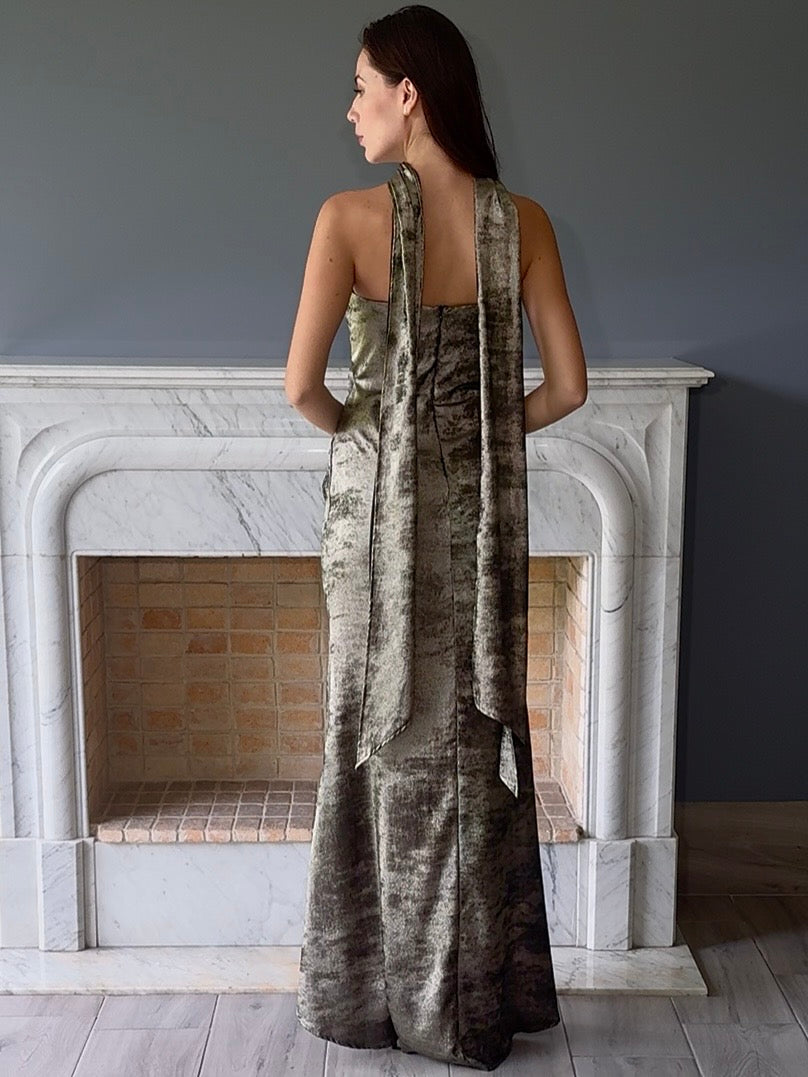VESTIDO PLATEADO 2647