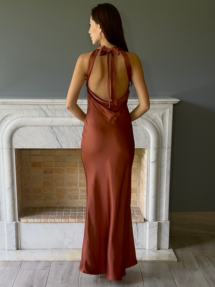 VESTIDO LARGO MARRON N2330