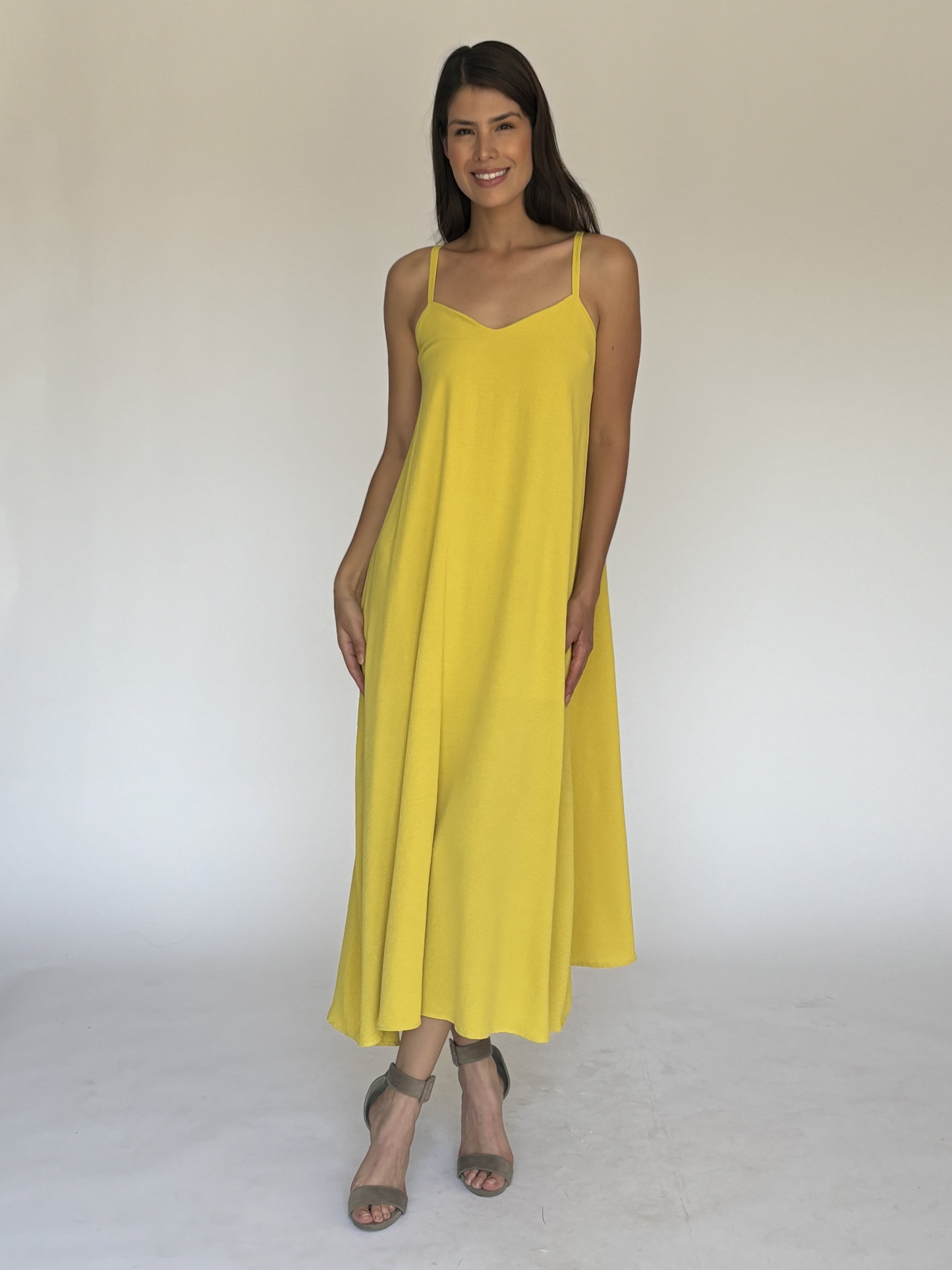 VESTIDO AMARILLO D8588