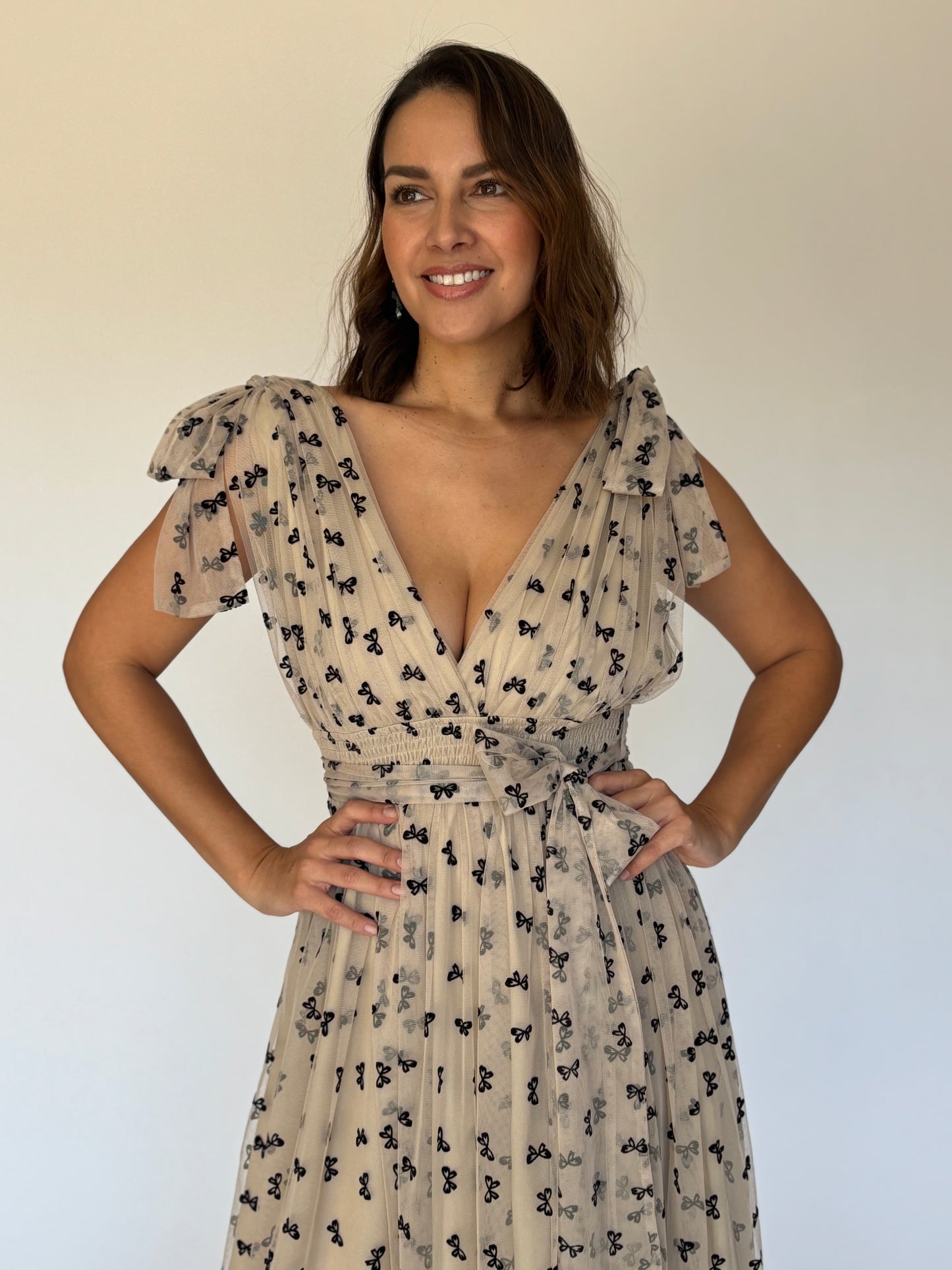 VESTIDO MIDI BEIGE D5861