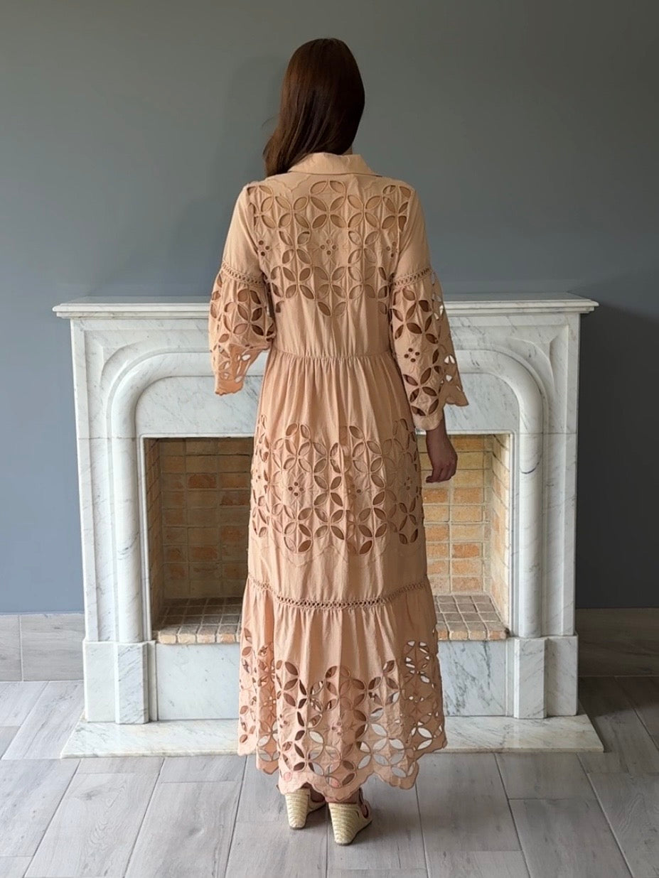 VESTIDO MIDI CAFE 738