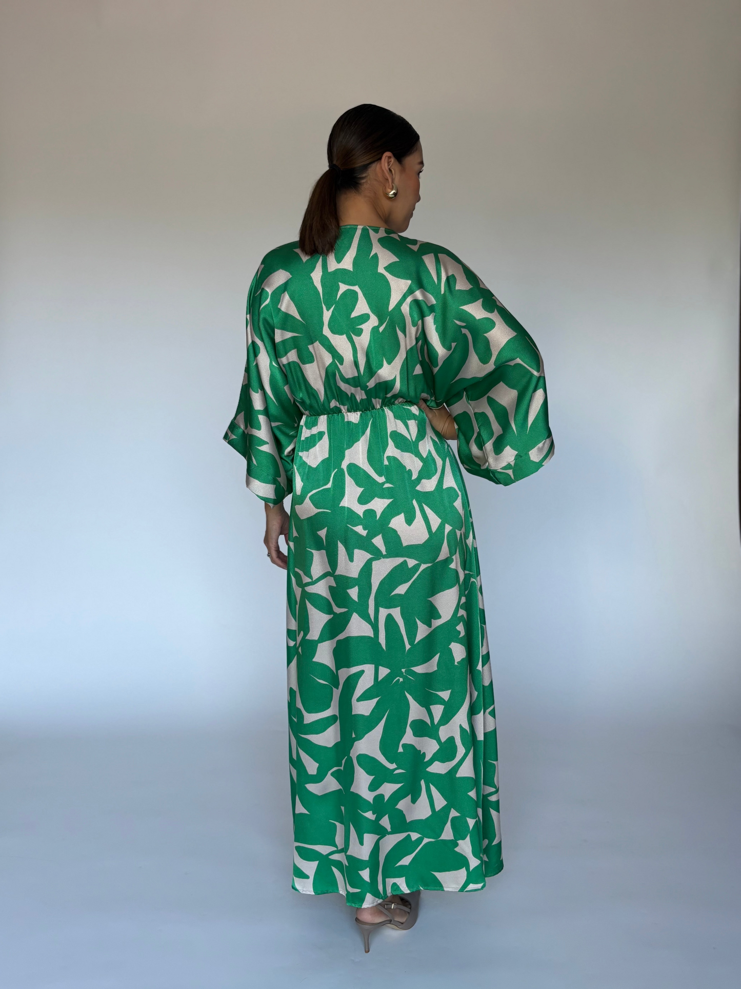 VESTIDO DE HOJAS D8837