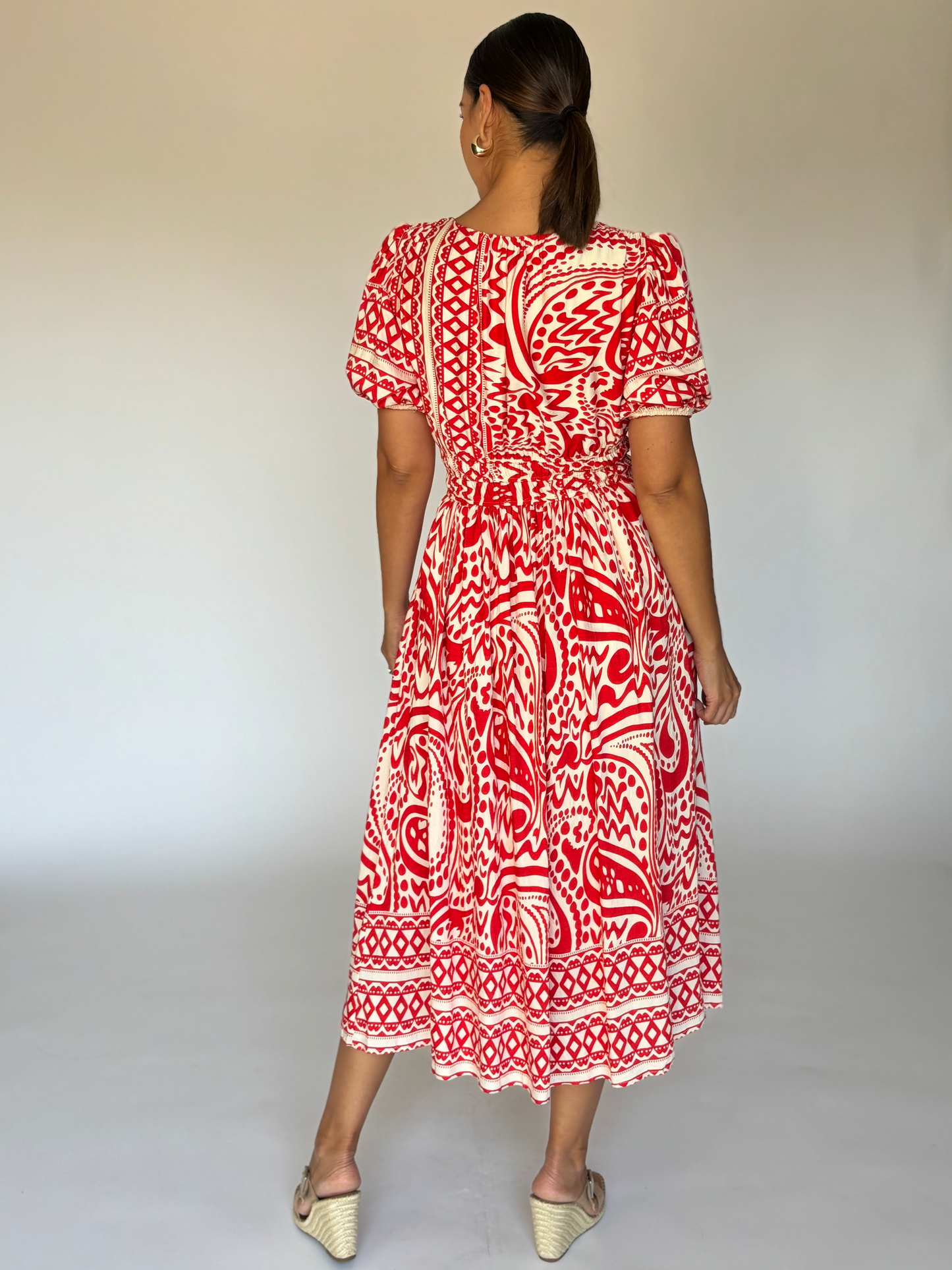 VESTIDO MIDI ROJO ESTAMPADO Y8188