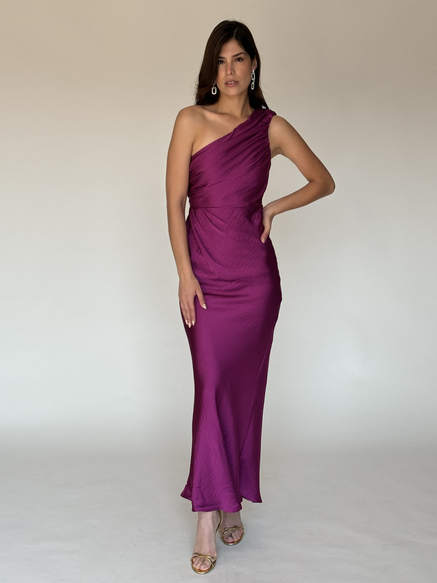 VESTIDO UN HOMBRO DL0793