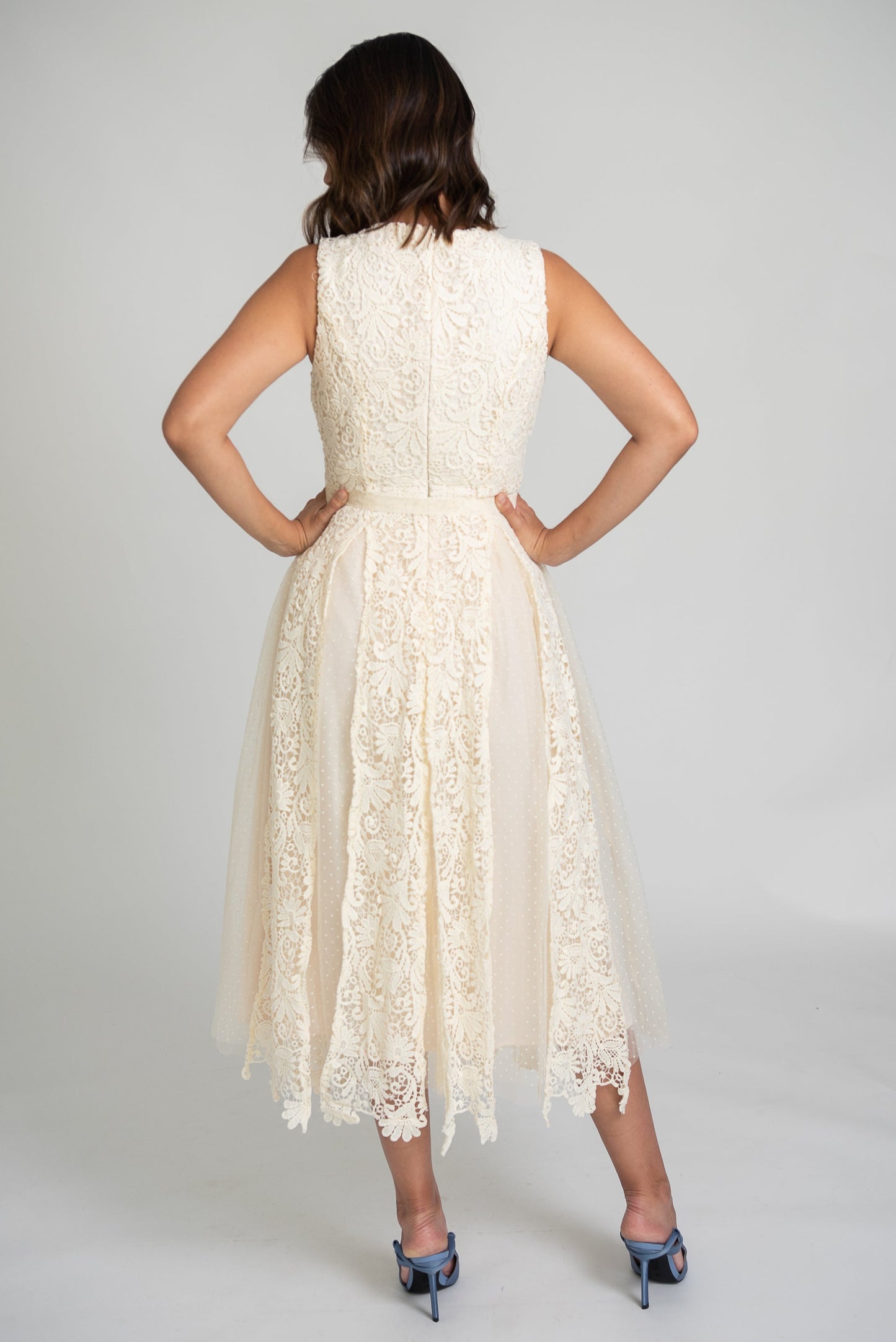 VESTIDO BEIGE JMD14774
