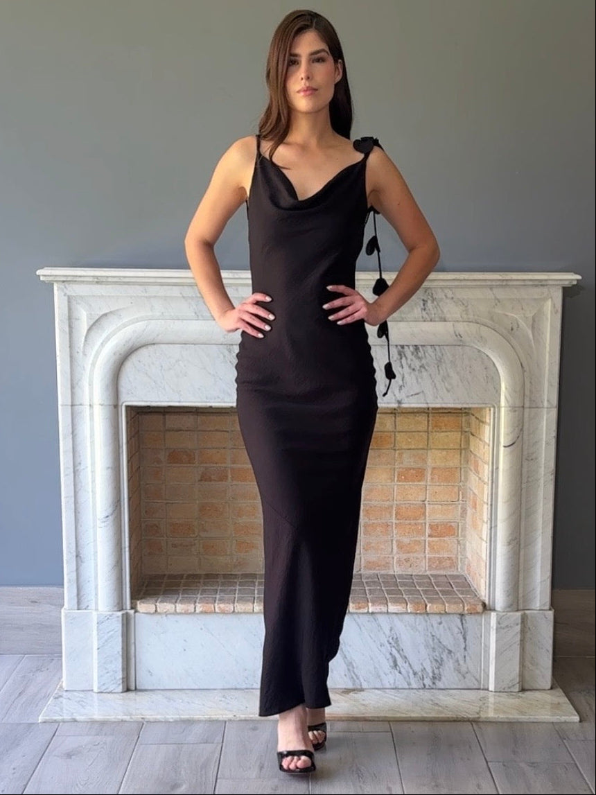 VESTIDO NEGRO D11740