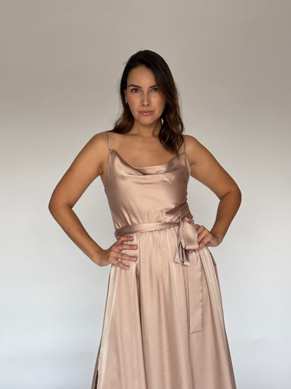 VESTIDO  DORADO D7408