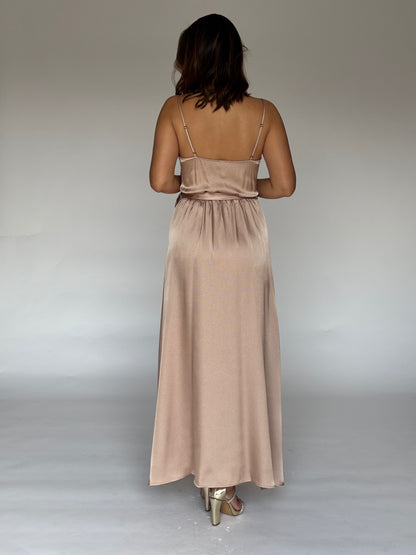VESTIDO  DORADO D7408