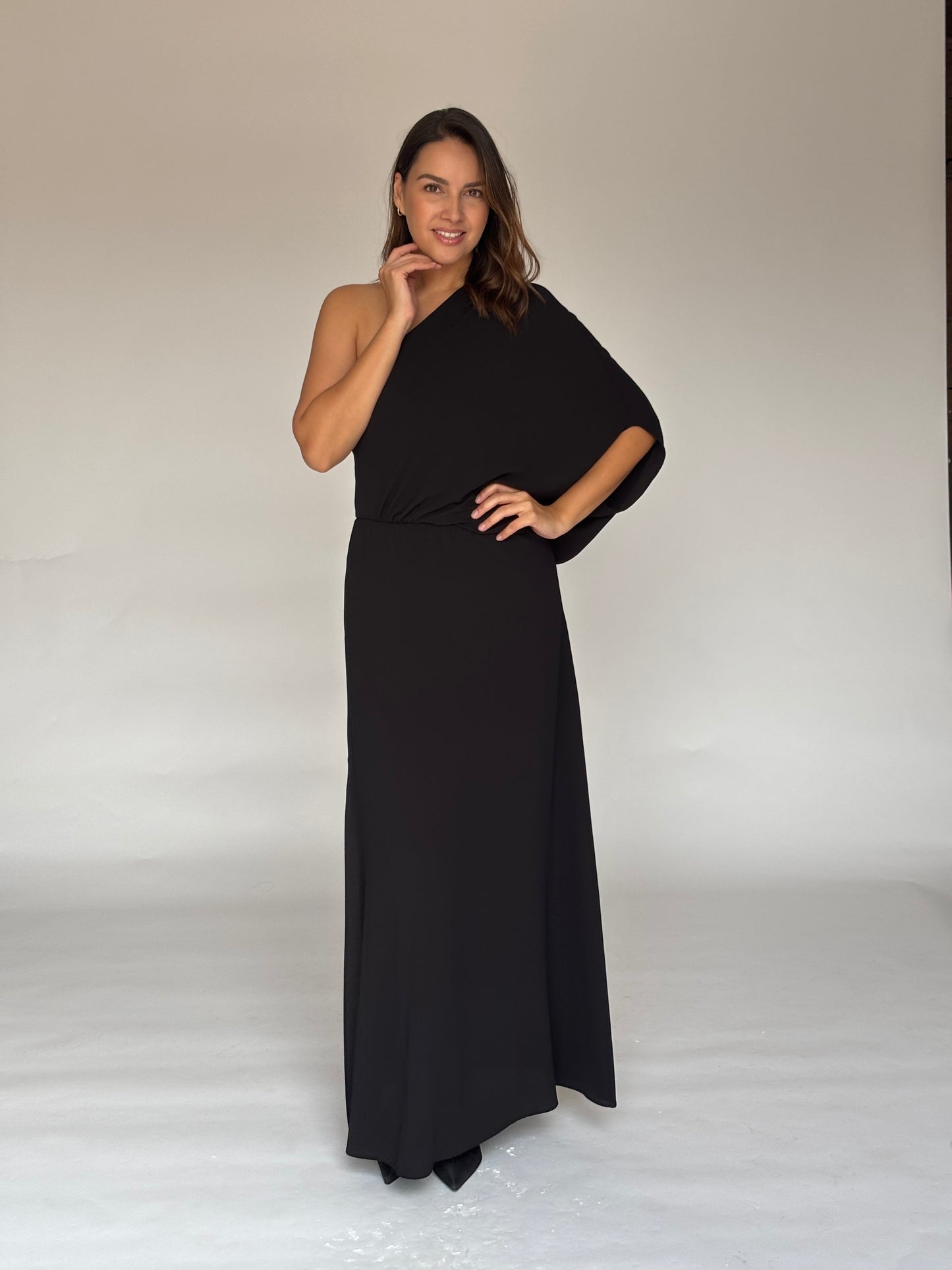 VESTIDO UNA MANGA D5106