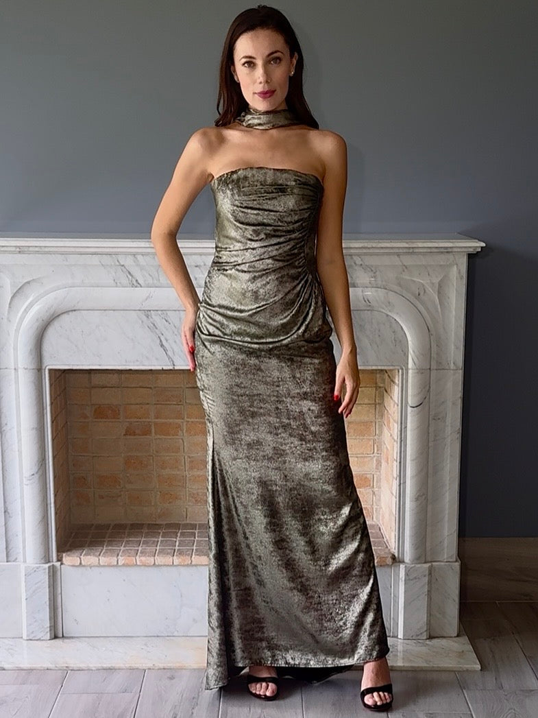 VESTIDO PLATEADO 2647