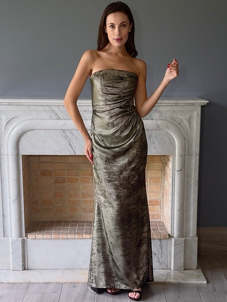 VESTIDO PLATEADO 2647