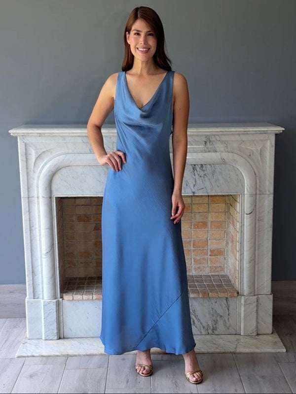 VESTIDO MIDI AZUL D9751