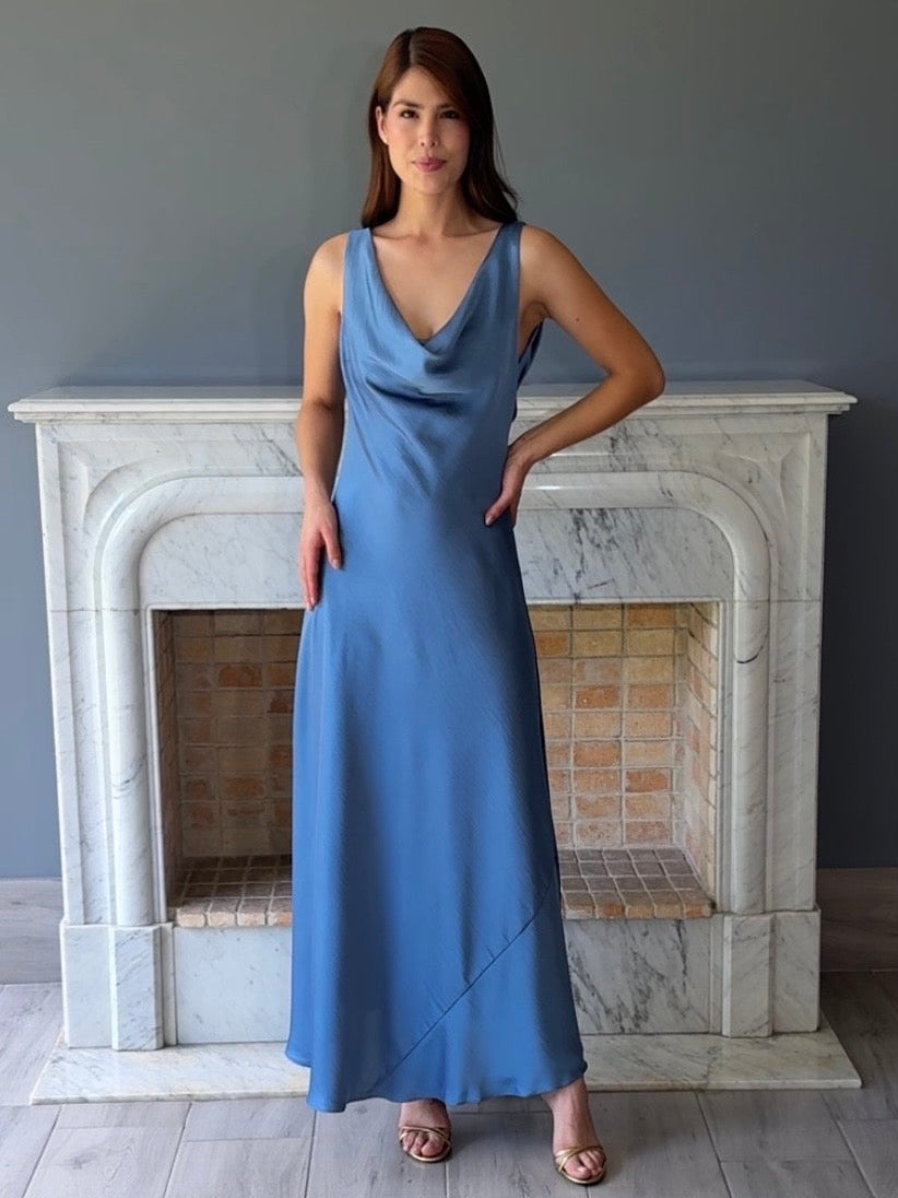 VESTIDO MIDI AZUL D9751