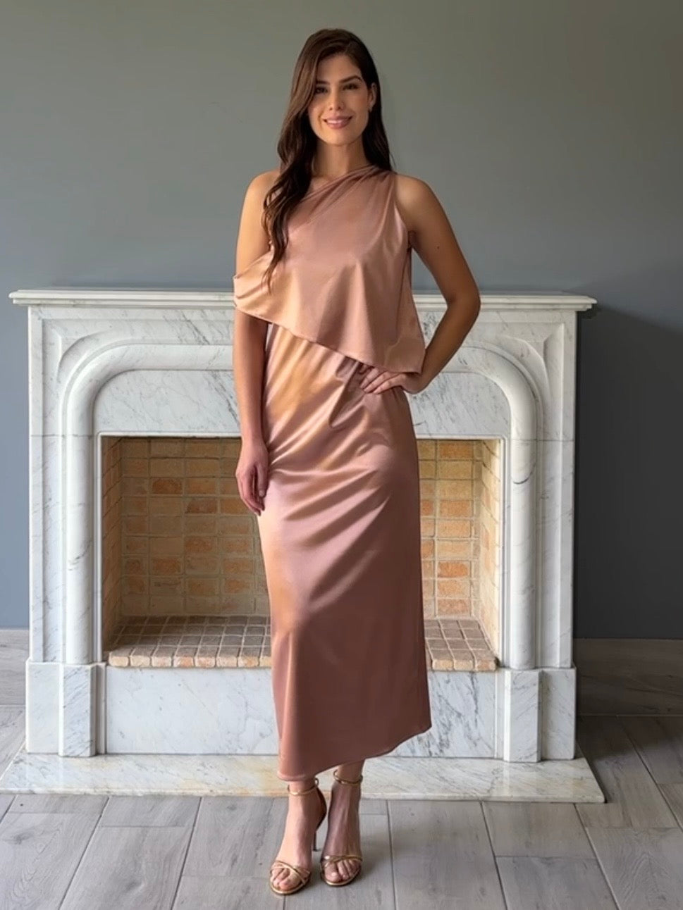 VESTIDO MIDI D9108