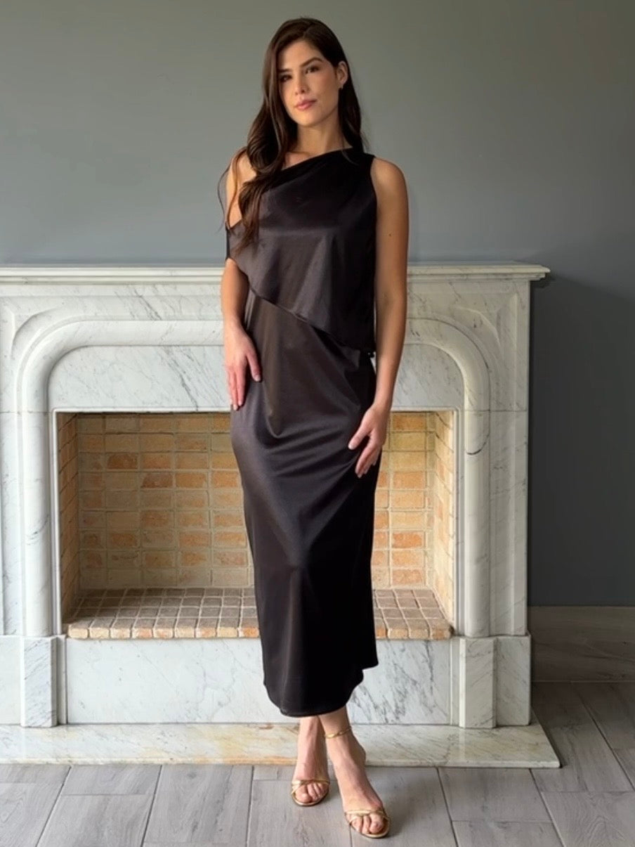 VESTIDO MIDI NEGRO D9108