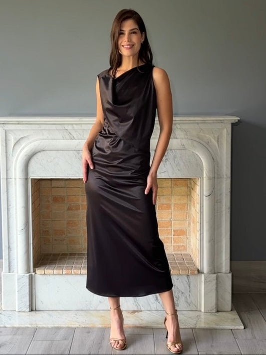 VESTIDO MIDI NEGRO D9108