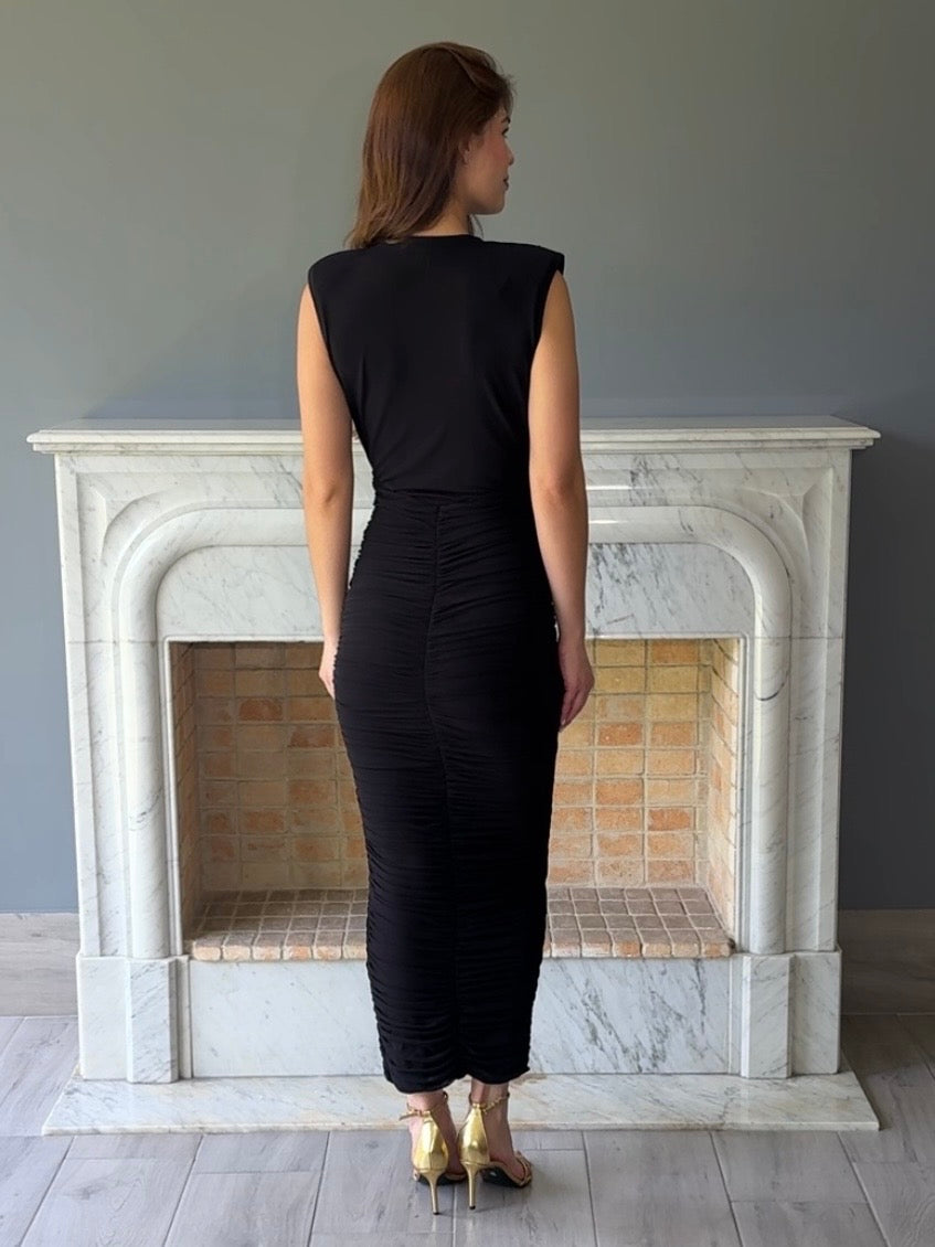 VESTIDO MIDI NEGRO C6876