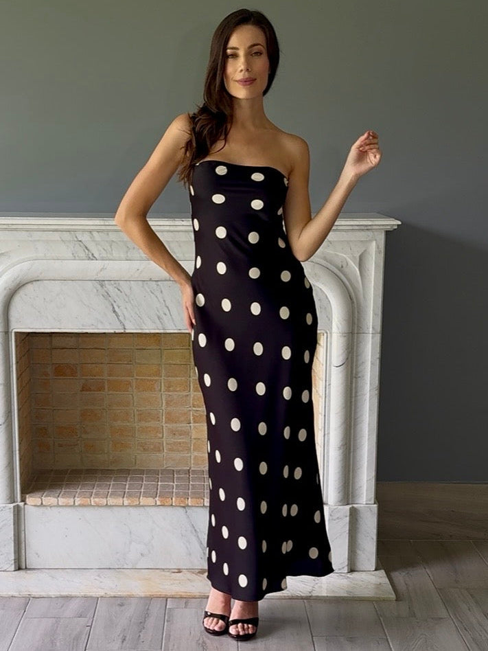 VESTIDO NEGRO CON LUNARES 1771