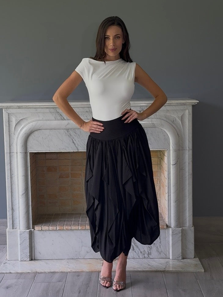 FALDA NEGRA K0326