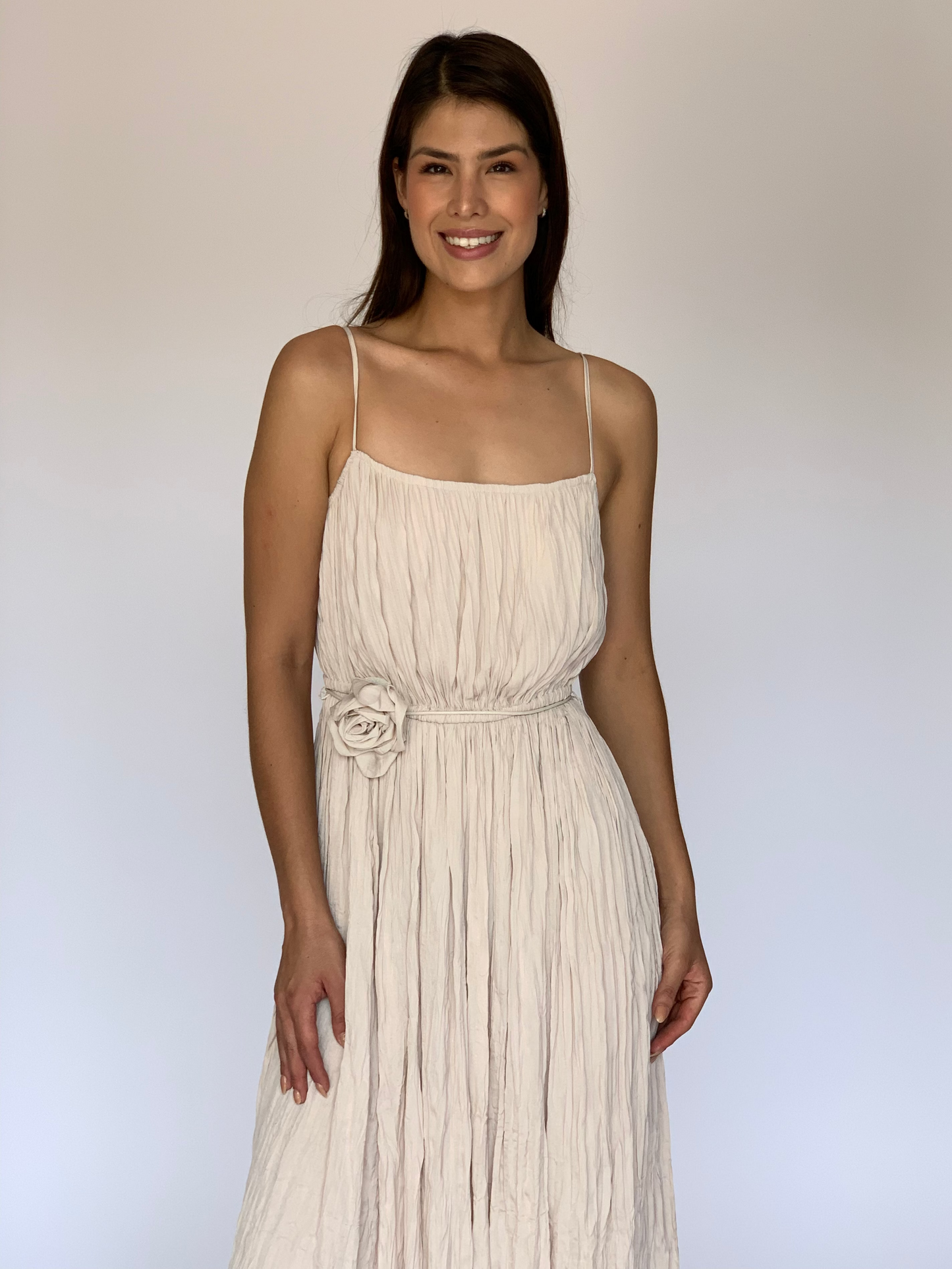 VESTIDO BEIGE LD5569