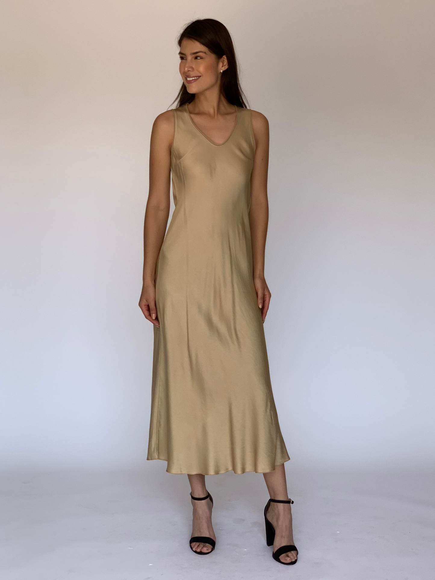 VESTIDO DORADO 11308