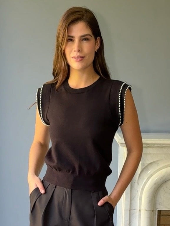 BLUSA NEGRA CON PERLAS 4805H