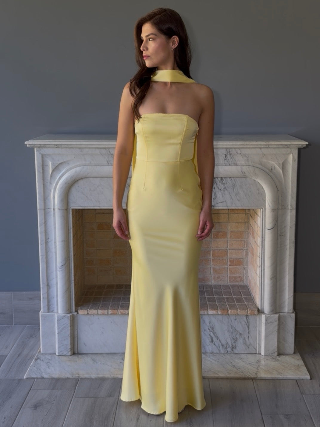 VESTIDO AMARILLO D8165
