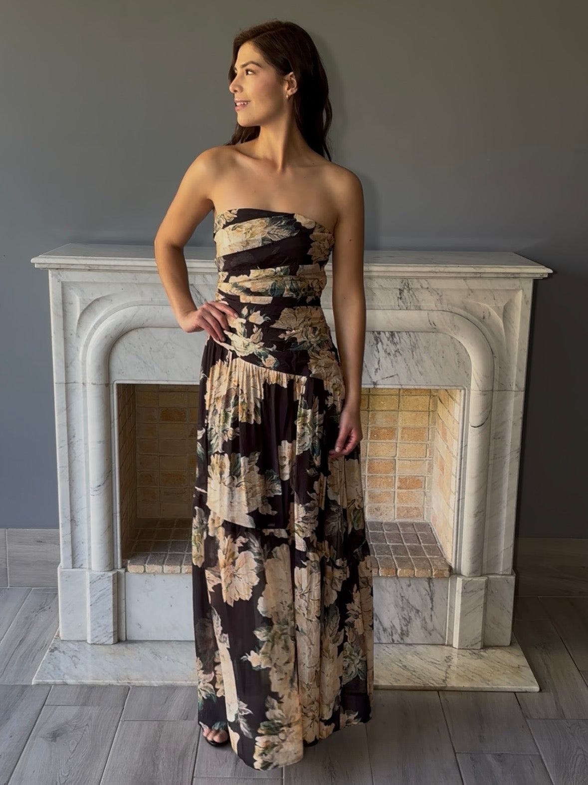 VESTIDO ESTRAPLE FLOREADO D11977