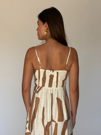 VESTIDO BEIGE D412