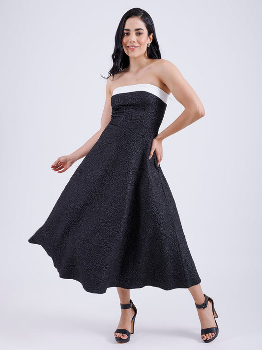 VESTIDO MIDI NEGRO D1810